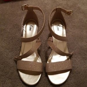 Brand New Gold Wedges